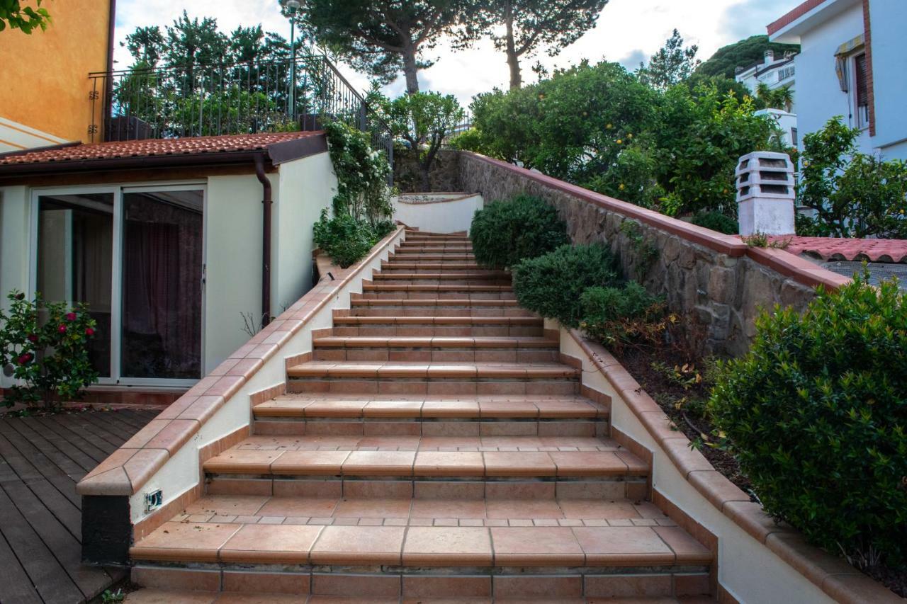 Villa Pineland Боргетто-Санто-Спирито Экстерьер фото